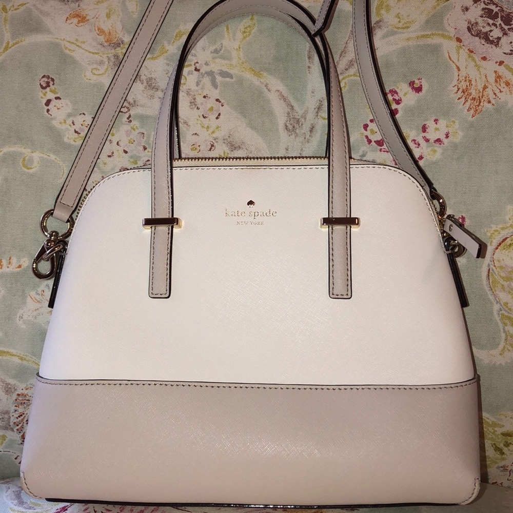 Neutral small Kate Spade purse